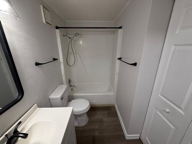 Building Photo - 4307 E Michigan St