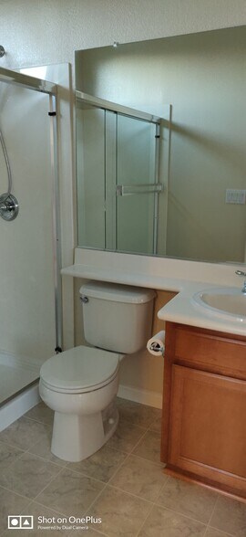 Building Photo - 606 Leah Ln