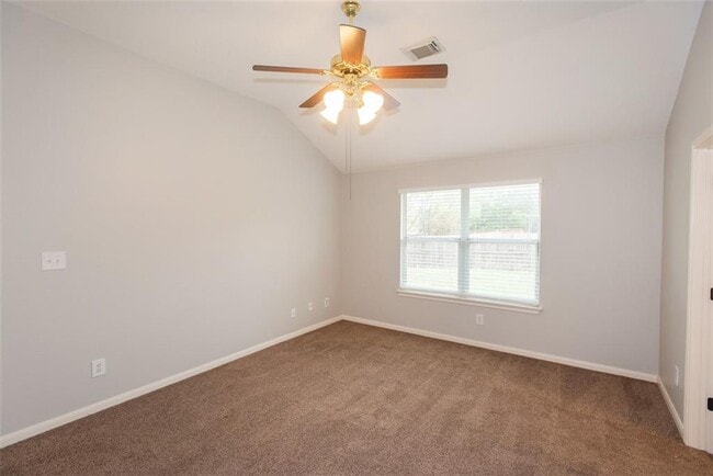 Building Photo - 19400 Sunken Creek Pass