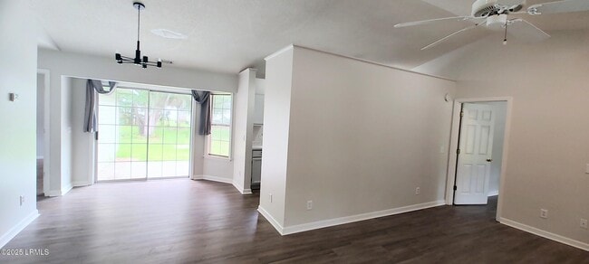 Building Photo - 52 Marsh Dr
