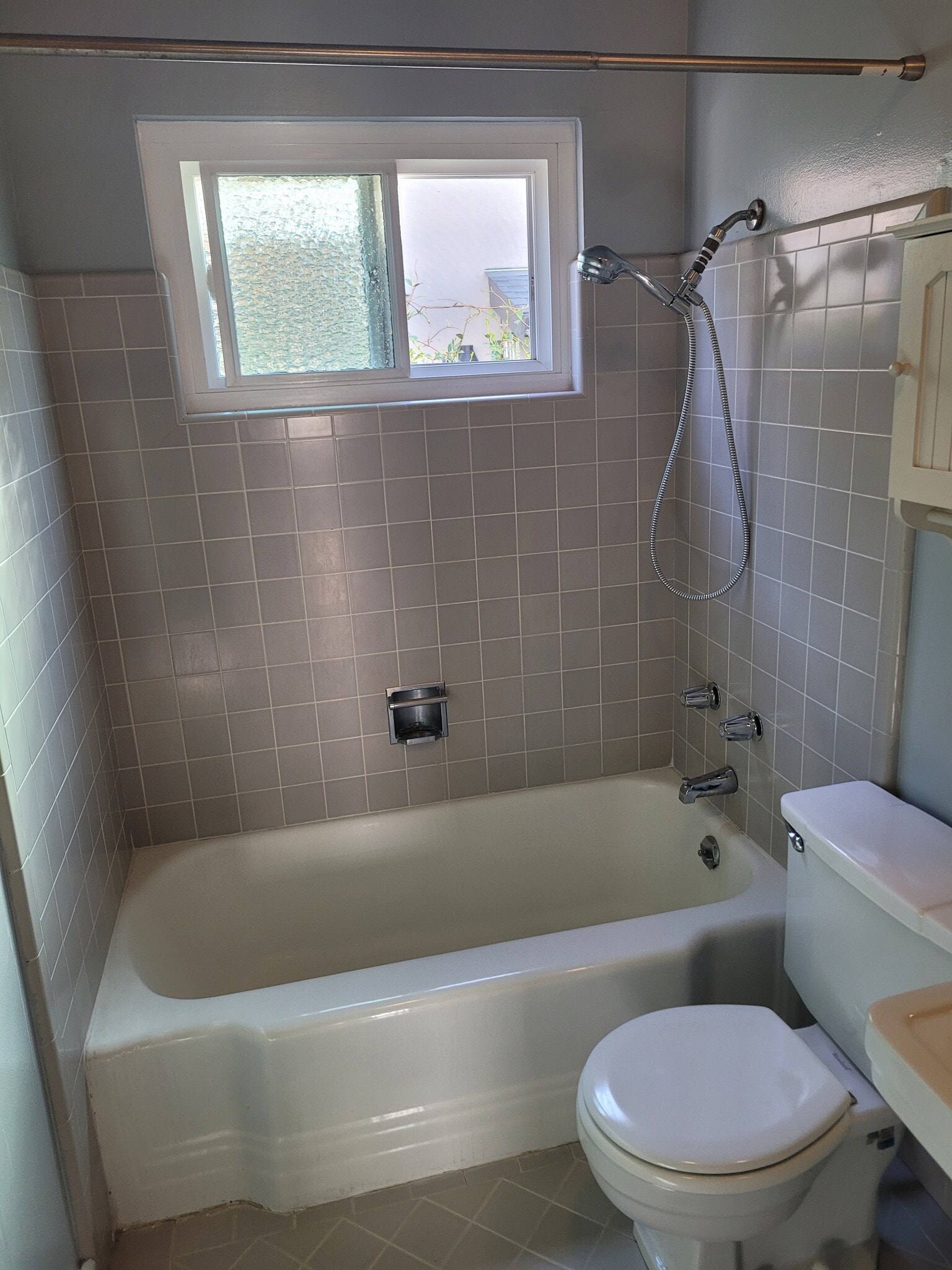 Building Photo - 5363 James Ave