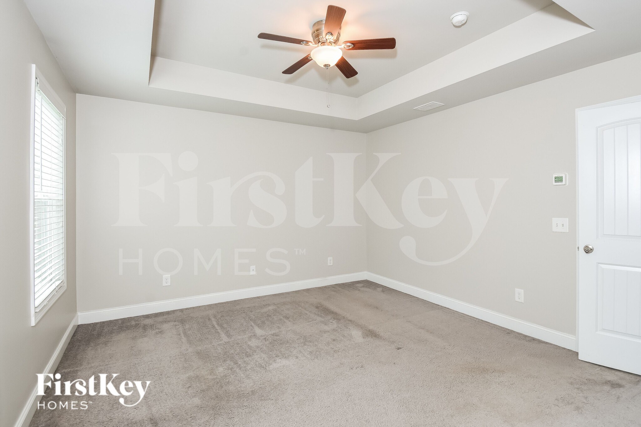 Building Photo - 2520 Belaire Dr