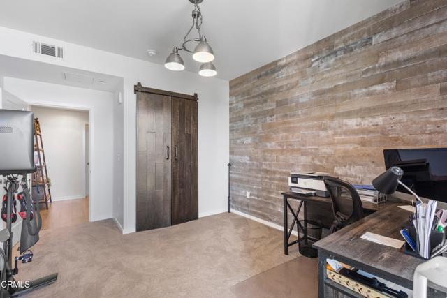 Building Photo - 4012 Tradewinds Dr