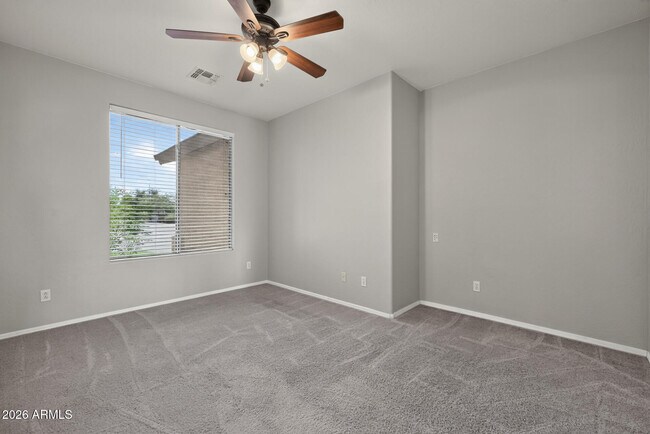 Building Photo - 3096 E Kingbird Pl