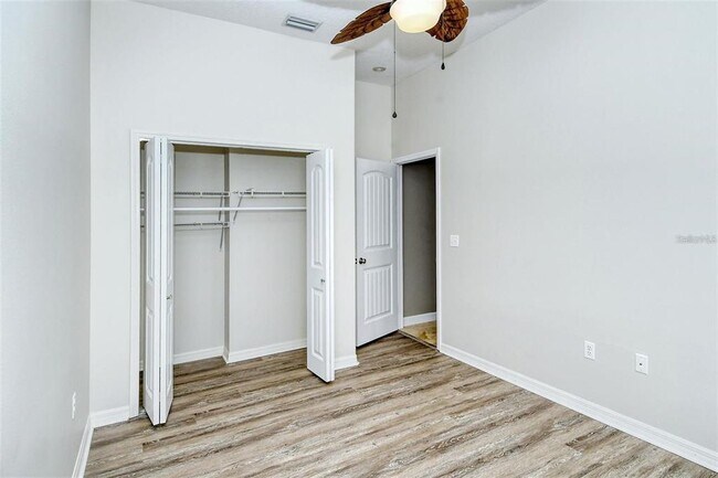 Building Photo - 6807 Sagebrush Cir