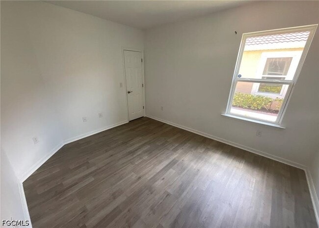 Building Photo - 4369 Dutchess Park Rd