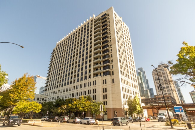 Building Photo - 1255 S State St