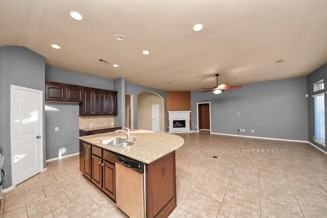 Building Photo - 2003 Sequoia Trail Ln