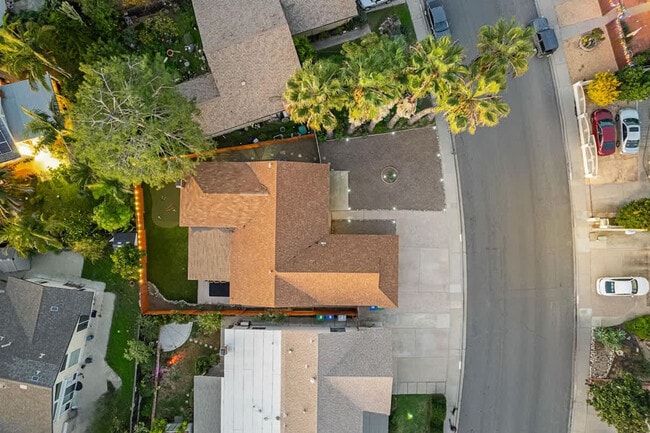 Building Photo - 7630 Andasol St