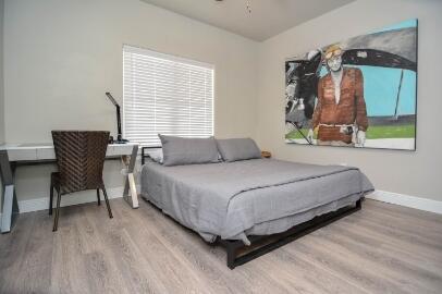 Building Photo - 1518 Avenue W