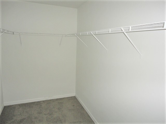 Building Photo - 20313 Merry Oak Ave