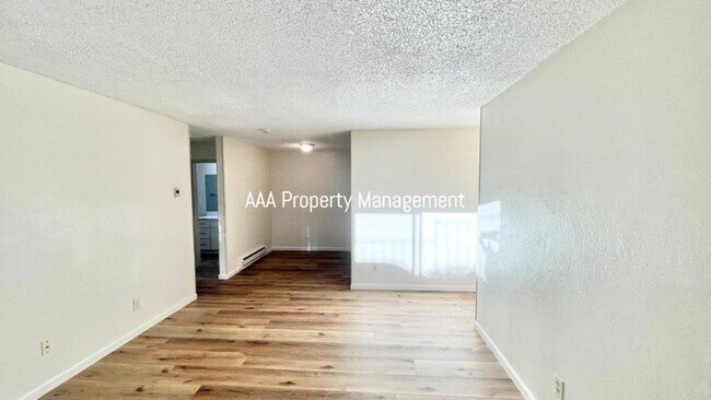 Building Photo - Walnut Creek! Beautiful remodeled 1 bedroom 1 bath location near John Muir Hospital and Heather F...