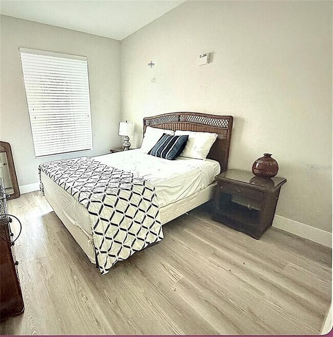 Building Photo - 4024 Breakview Dr