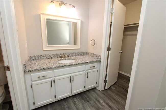 Building Photo - 4901 Coral Ridge Ct