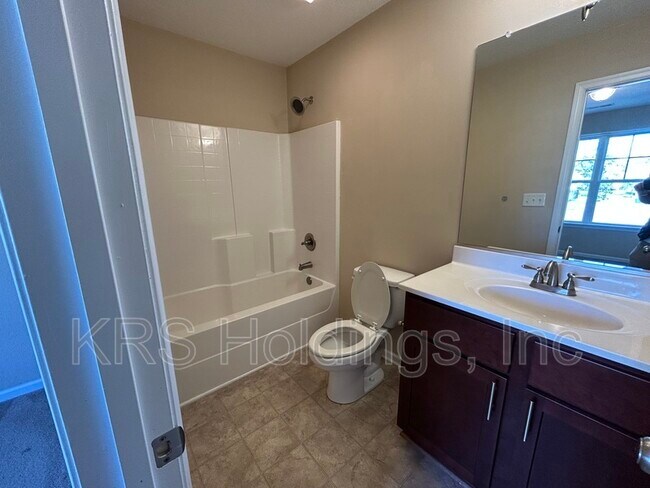 Building Photo - 1763 Jason Ave