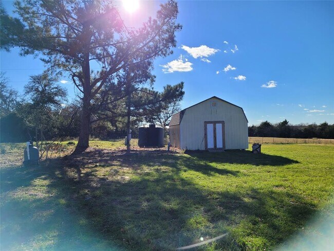 Building Photo - 208 Newcastle Dr