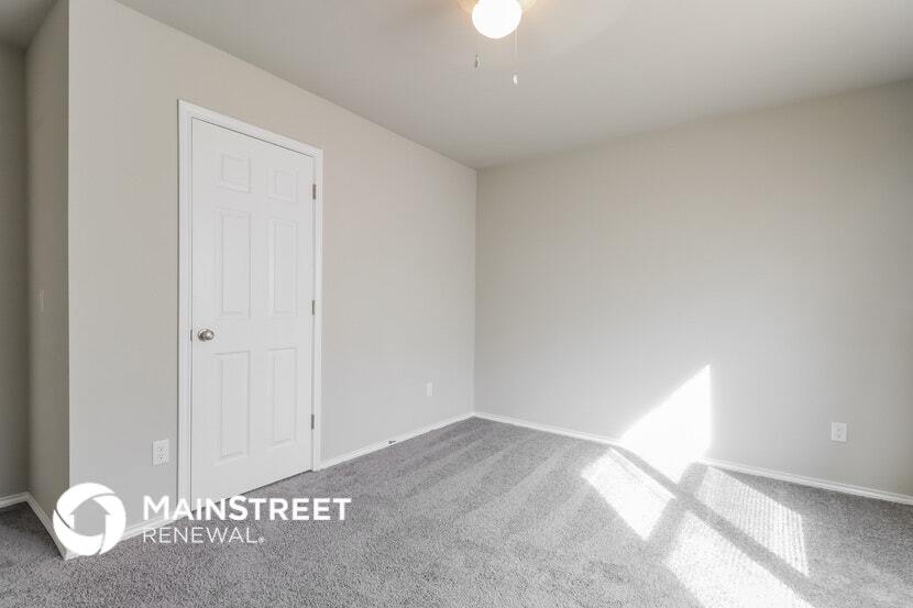 Building Photo - 9601 Jackrabbit Rd