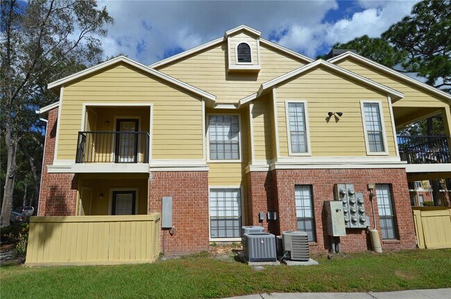 Building Photo - 8758 Mallard Reserve Dr