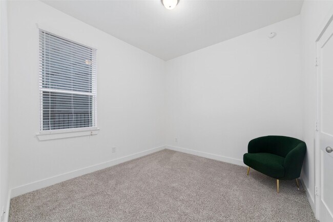 Building Photo - 21738 Meridian Duskywing Dr