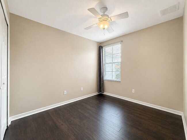 Building Photo - 5415 Via Appia Way