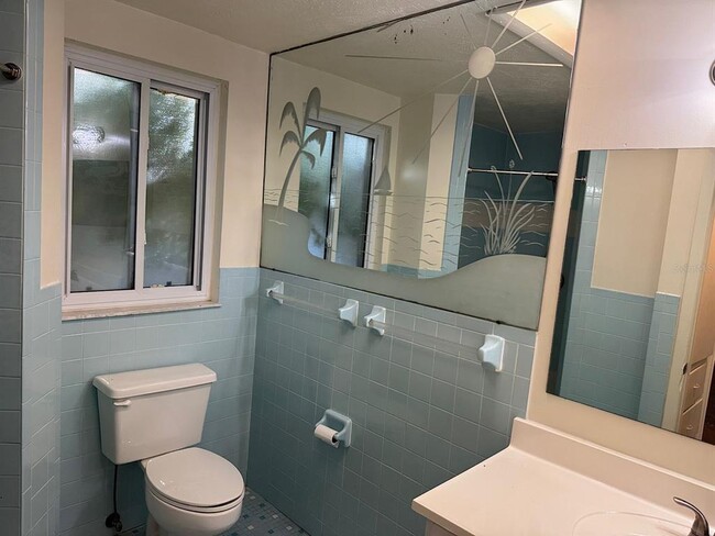 Building Photo - 424 Wildwood Way