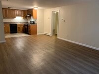 Building Photo - 7 Bayberry Rd