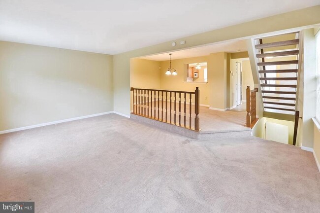 Building Photo - 81 Stoneshire Dr