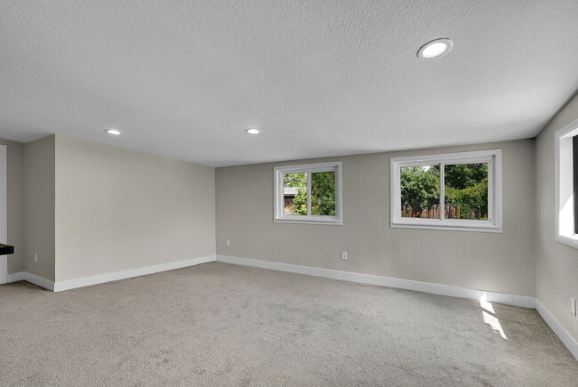 Building Photo - $3,195.00, 4 bed, 3 bath located in Arvada.