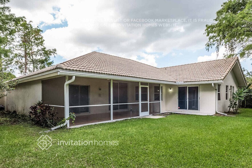 Building Photo - 1615 Grantham Dr
