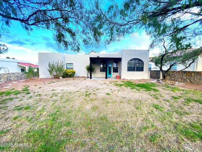 Building Photo - 740 Canyon Point Rd