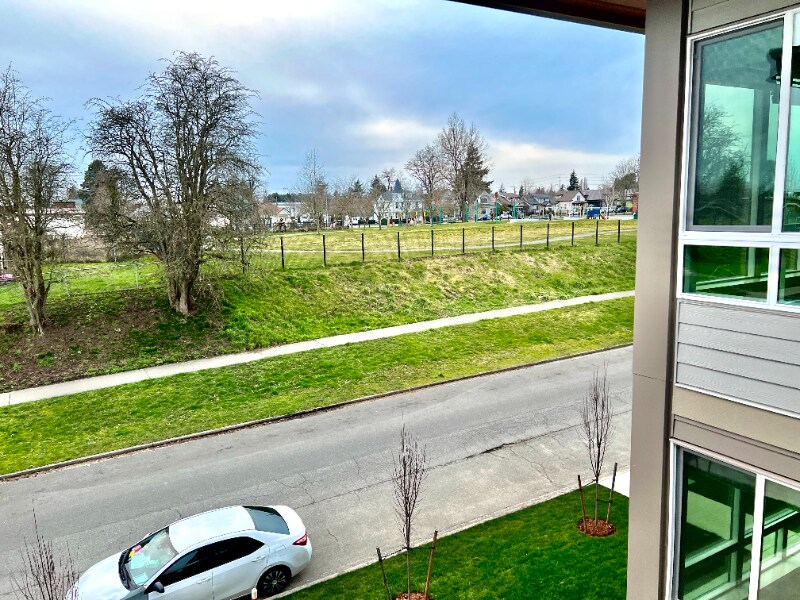 Building Photo - 2330 Yakima Ct