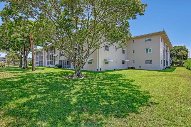 Building Photo - 2687 Garden 205 Dr