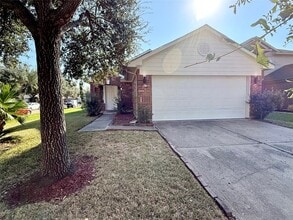 Building Photo - 10811 Tallow Briar Ln