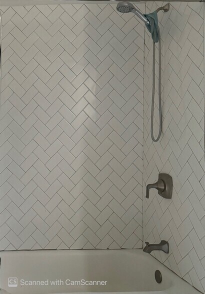 Building Photo - 634 N 7th St