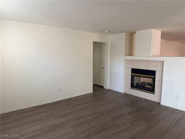 Building Photo - 203 Lynbrook St