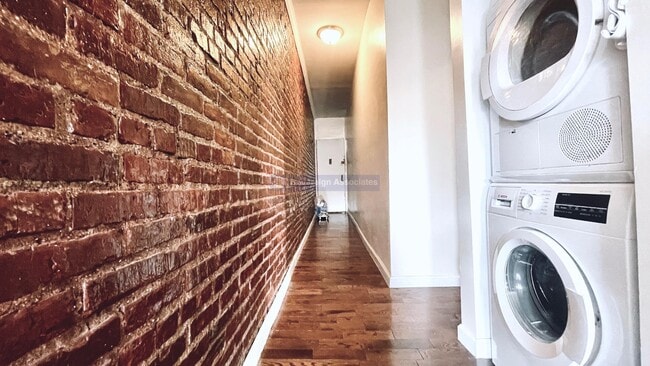 Floorplan - 530 Isham St