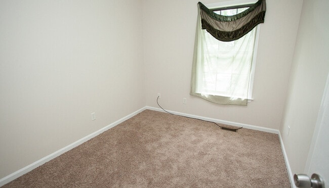 Building Photo - 1233 Old Furnace Rd