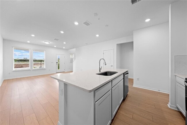 Building Photo - 11248 Blue Bay Dr