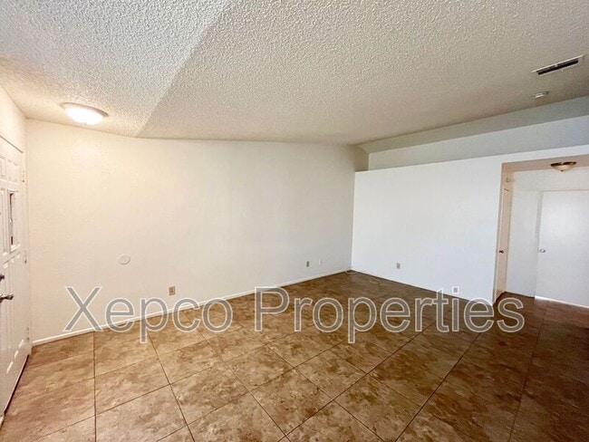 Building Photo - 41680 Maroon Town Rd