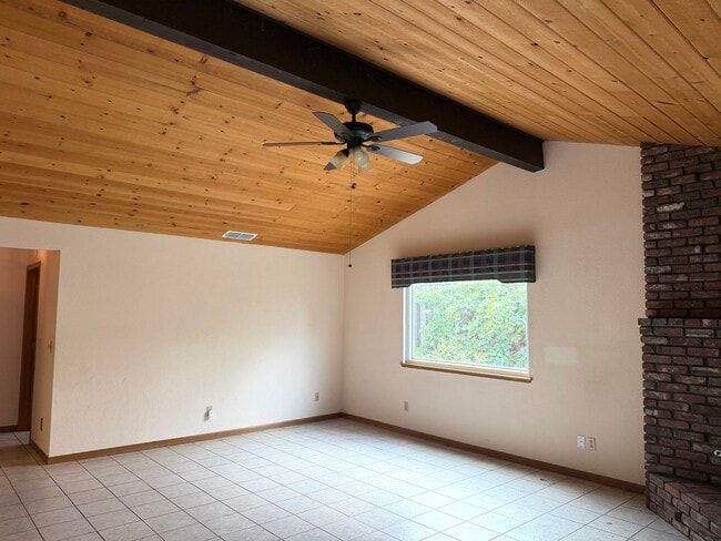 Building Photo - 5523 Freeman Cir