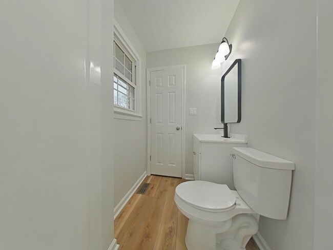 Building Photo - 285 Decatur Dr