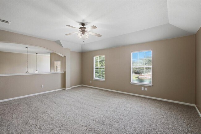 Building Photo - 2302 Brookhollow Terrace