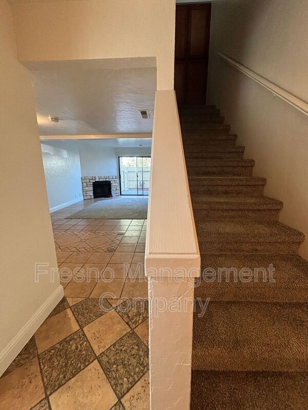 Building Photo - 4885 N Backer Ave