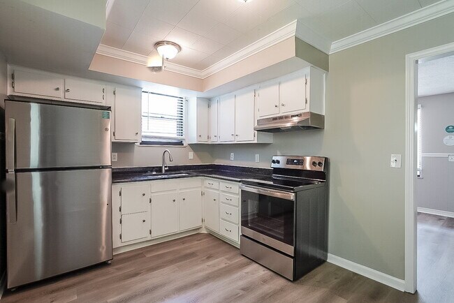 Building Photo - 4520 Xavier Dr