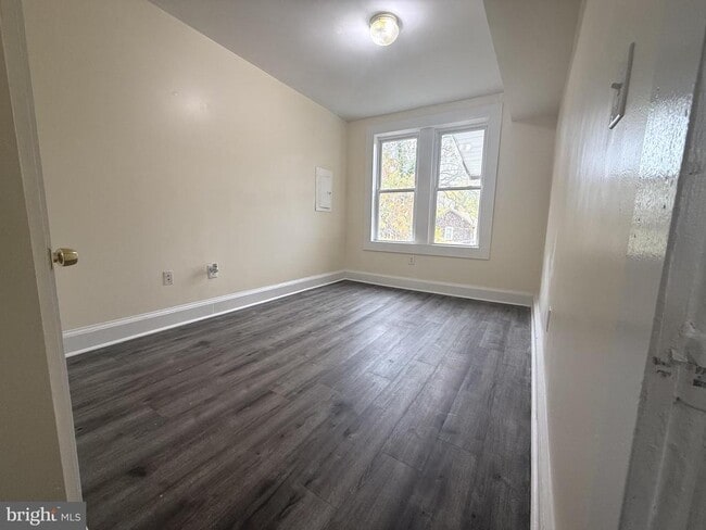 Building Photo - 720 Springfield Ave