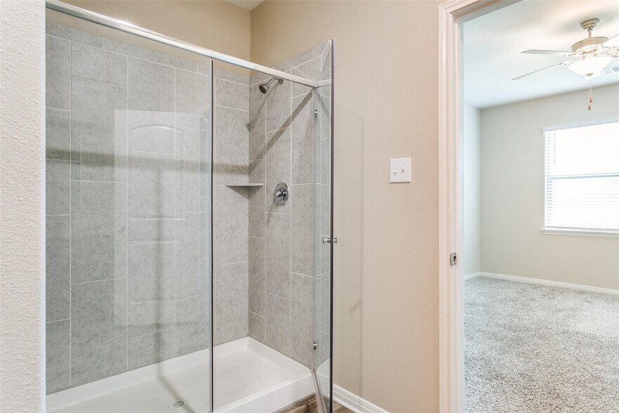 Building Photo - 13645 Lansman Dr