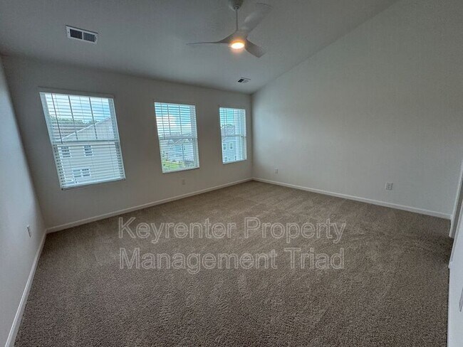 Building Photo - 1616 Granby Hts Dr