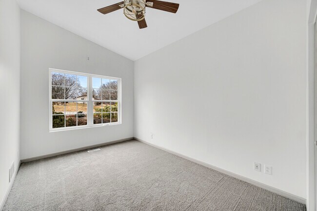 Building Photo - 4418 N Johnsburg Rd