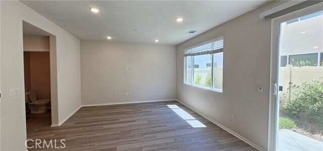 Building Photo - 2093 Bergamot St