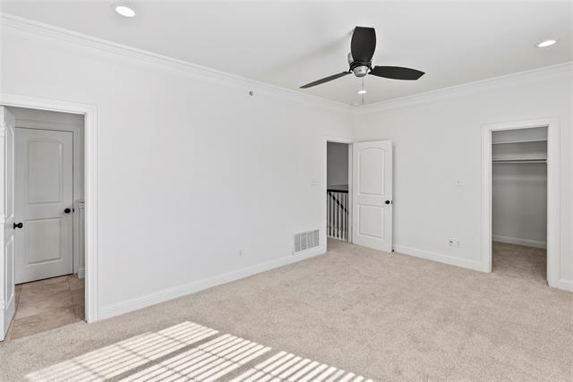 Building Photo - 2316 Stutz Dr